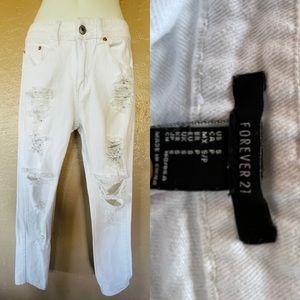 FOREVER 21 Distressed WHITE JEANS Size Small